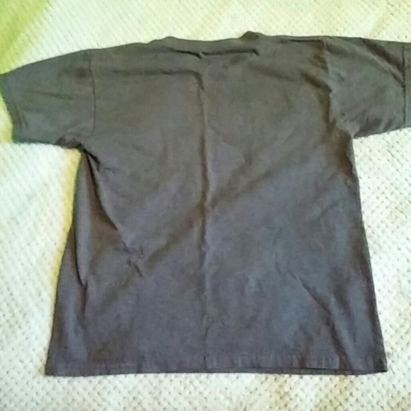 💰Bundle and save 5 for $20 Boys shirt - Picture 2 of 2